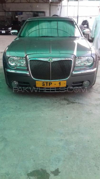 Chrysler 300 C 2009 for Sale in Lahore Image-1
