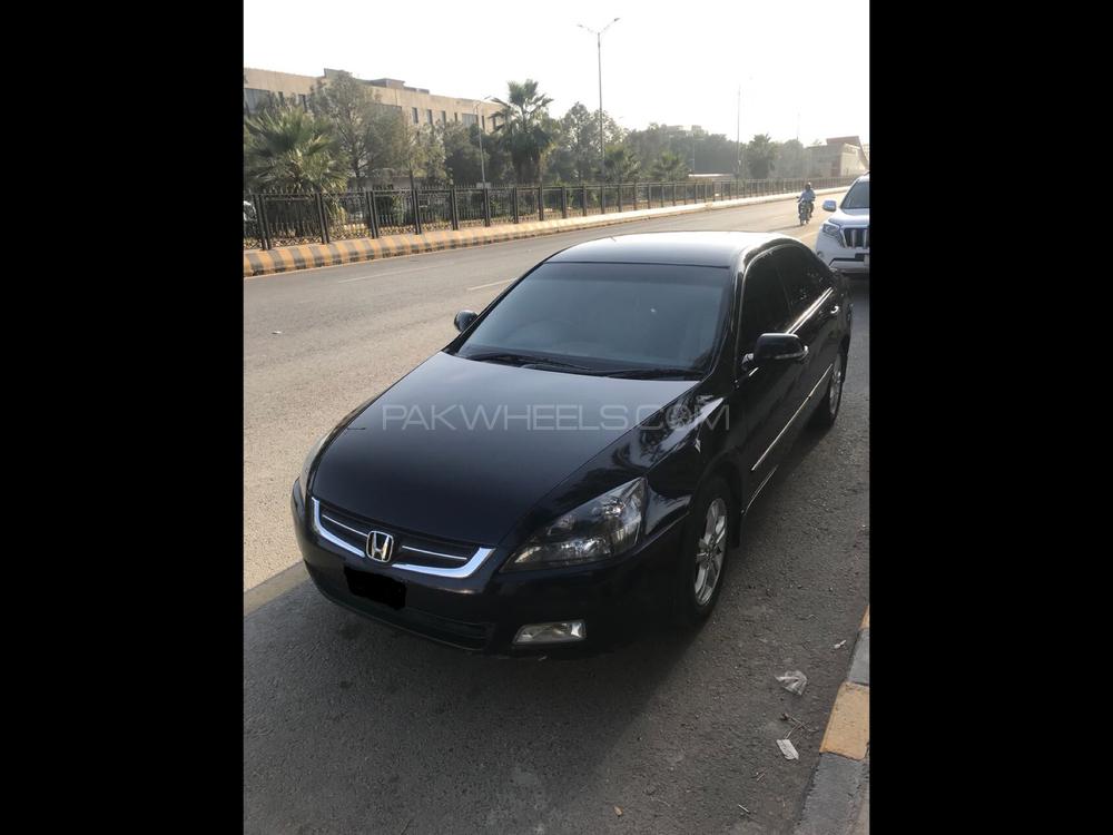 Honda Accord 2006 for Sale in Islamabad Image-1