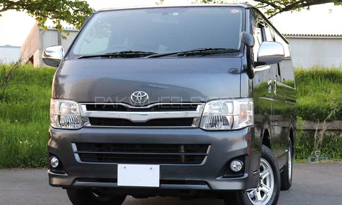 Toyota Hiace 2011 for Sale in Peshawar Image-1
