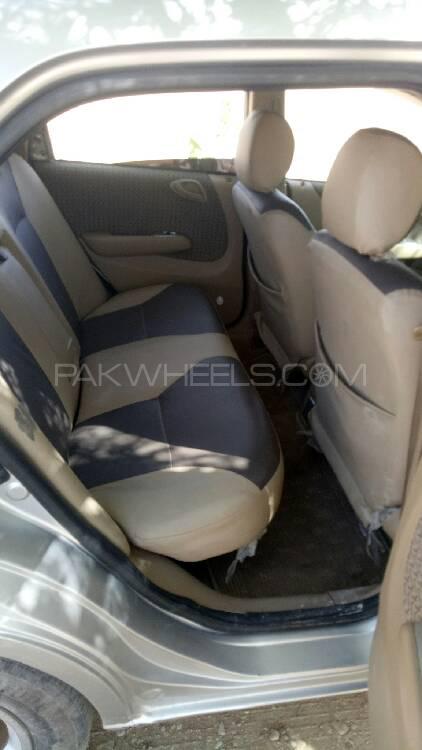 Honda City 2004 for Sale in Hyderabad Image-1