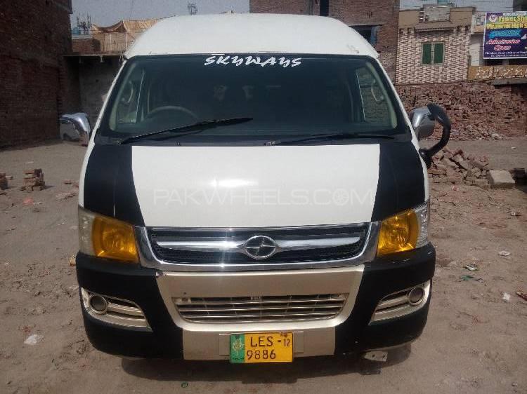 Chevrolet Van 2011 for Sale in Lahore Image-1