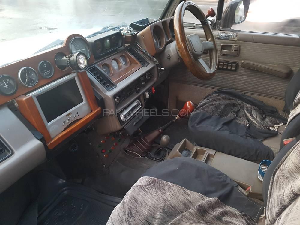 Isuzu Trooper 1989 for Sale in Lahore Isuzu Trooper 1989 for Sale in Lahore Image-4
