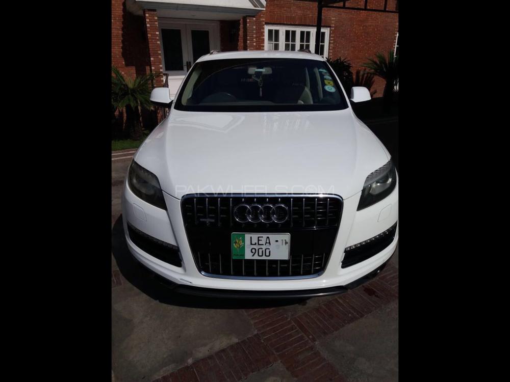 Audi Q7 2010 for Sale in Lahore Image-1