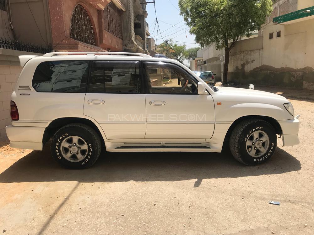 Toyota Land Cruiser 2001 for Sale in Hyderabad Image-1