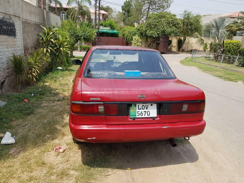 Nissan sunny 1993