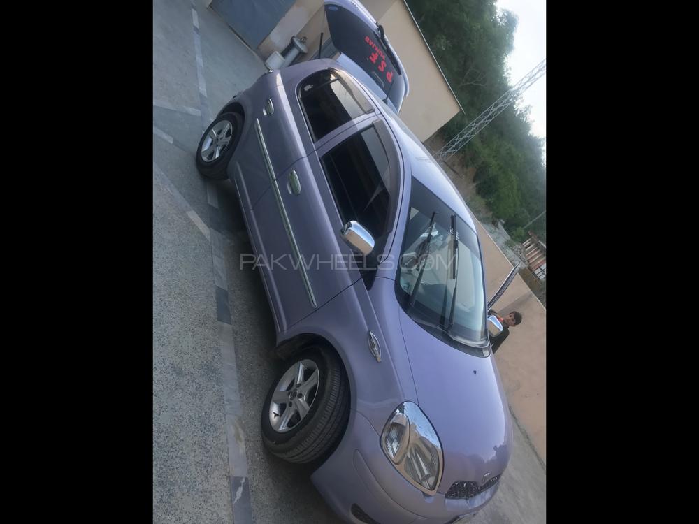 Toyota Vitz 2003 for Sale in Swat Image-1