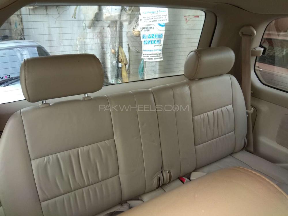 Toyota Land Cruiser 2003 for Sale in Karachi Toyota Land Cruiser 2003 for Sale in Karachi Image-6