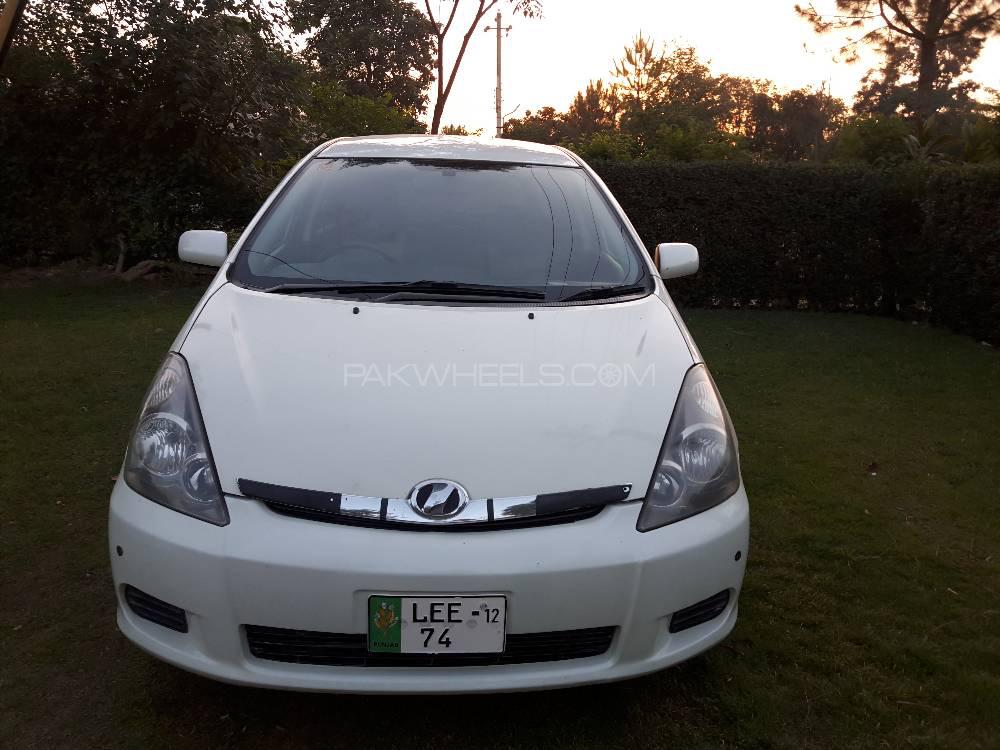 Toyota Wish 2006 for Sale in Peshawar Image-1