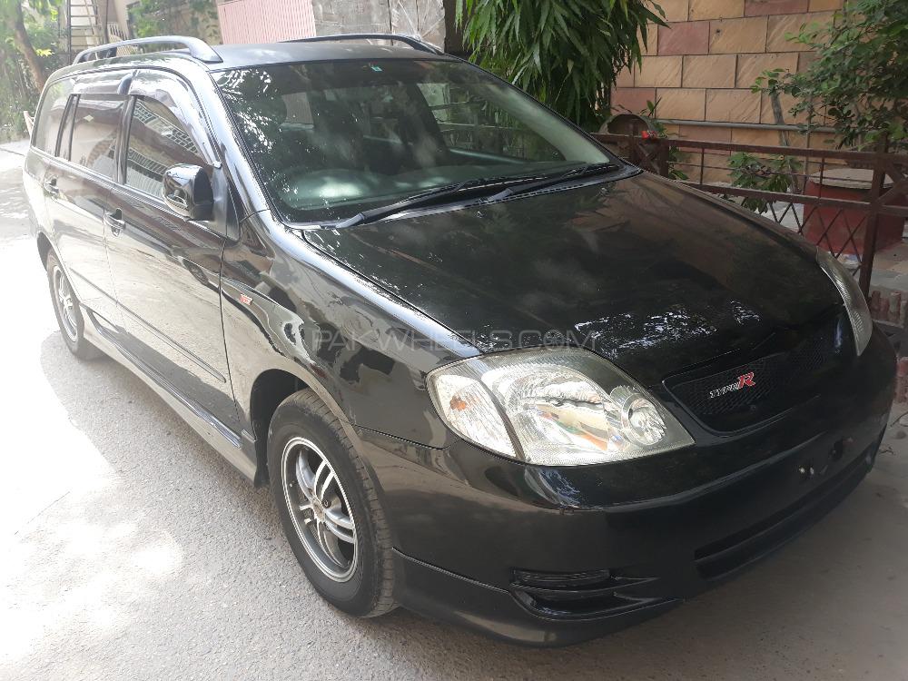 Toyota Corolla Fielder 2004 for Sale in Lahore Image-1