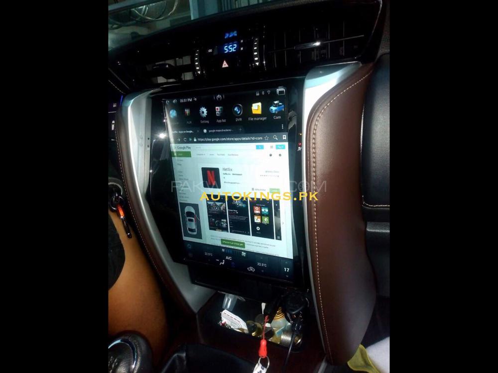 Toyota Fortuner Tesla lcd screen android  Image-1
