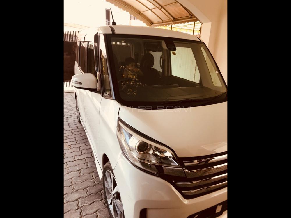 Nissan Roox 2016 for Sale in Lahore Nissan Roox 2016 for Sale in Lahore Image-3