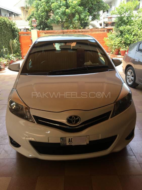 Toyota Yaris 2013 for Sale in Islamabad Image-1