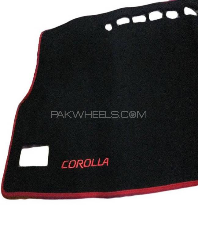 toyota corolla dashbaord mat model 2014 - 2018  free delivery Image-1