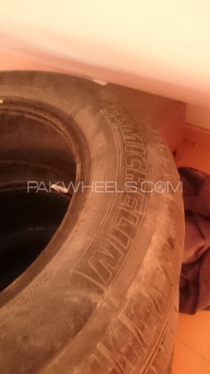 195/15/65 tyree 15" corolla 2009 to 2014 Image-1