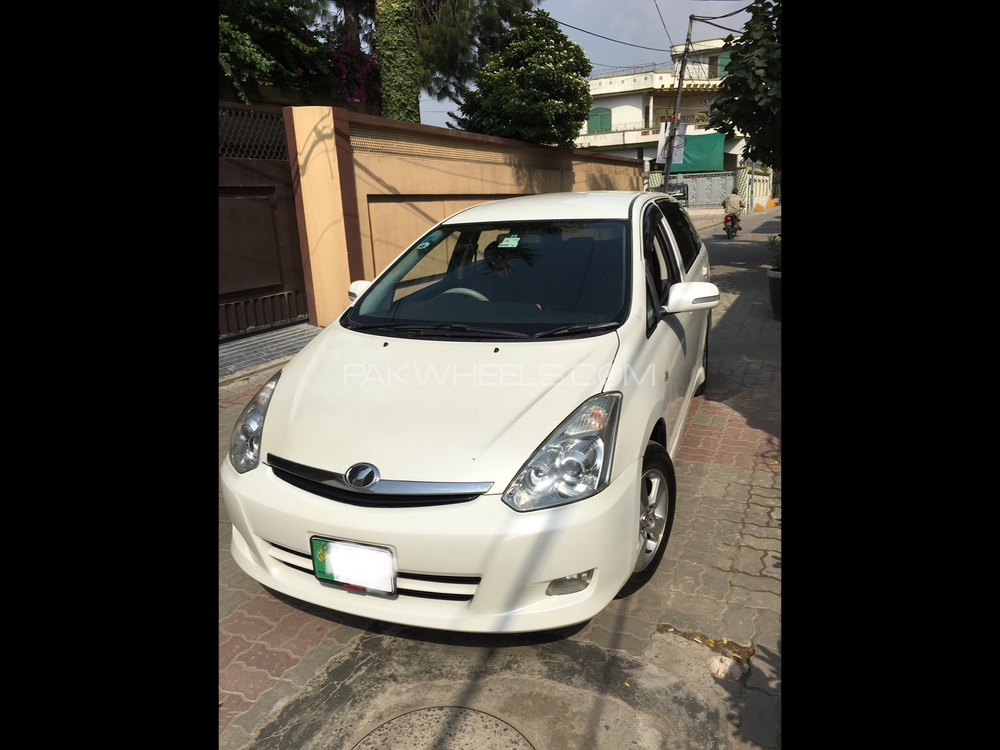 Toyota Wish 2007 for Sale in Sialkot Image-1