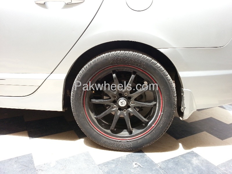 17 inch alloy rims with tyres Image-1