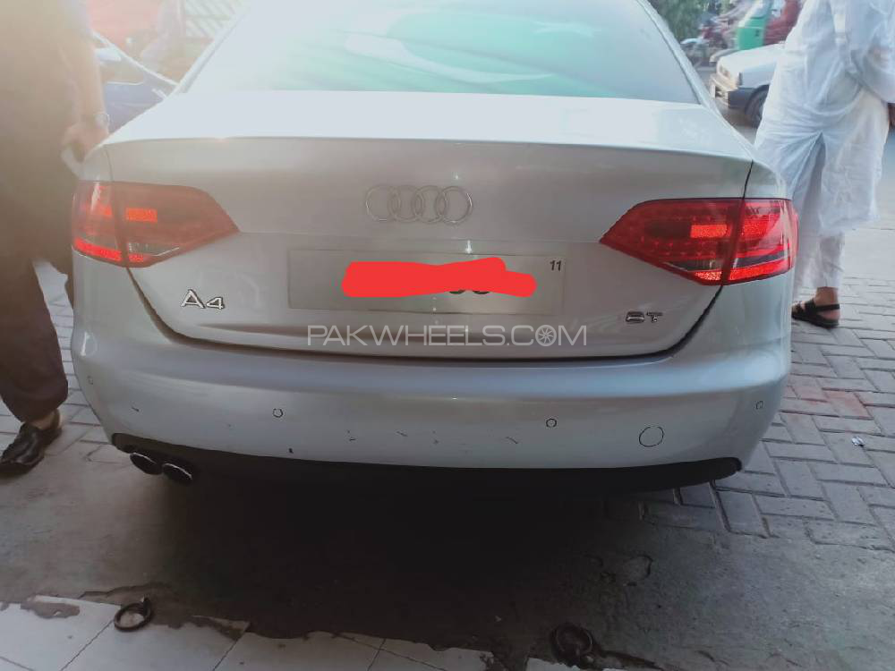 Audi A4 2011 for Sale in Faisalabad Image-1