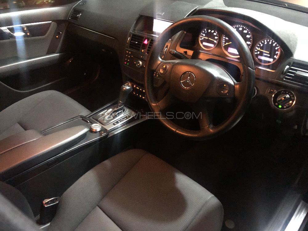 Mercedes Benz C Class 2007 for Sale in Lahore Mercedes Benz C Class 2007 for Sale in Lahore Image-7
