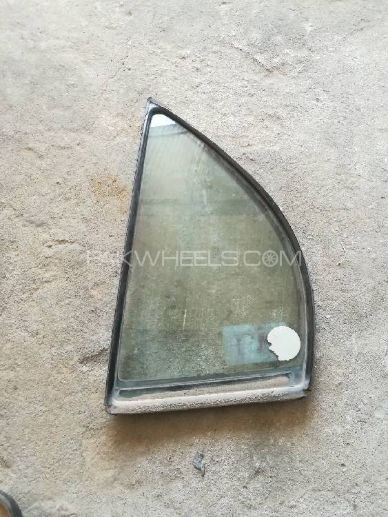 triangle glass for indus crolla Image-1
