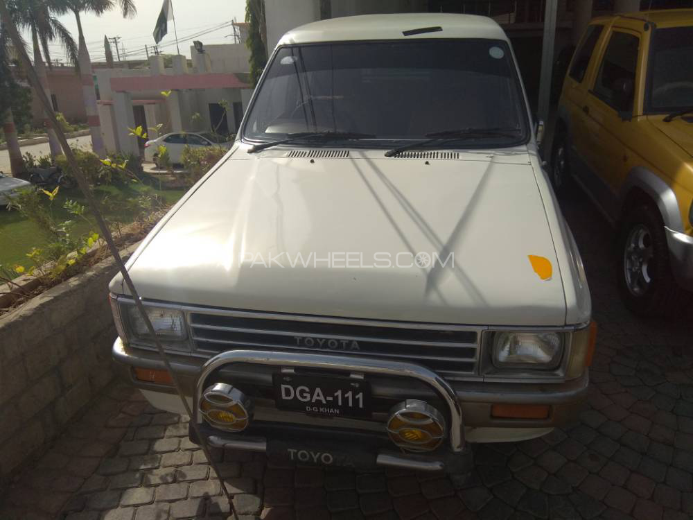 Toyota Hilux 1984 for Sale in D.G.Khan Image-1