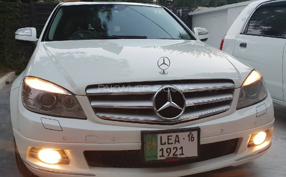 Mercedes Benz C Class 2008 for Sale in Nowshera Image-1