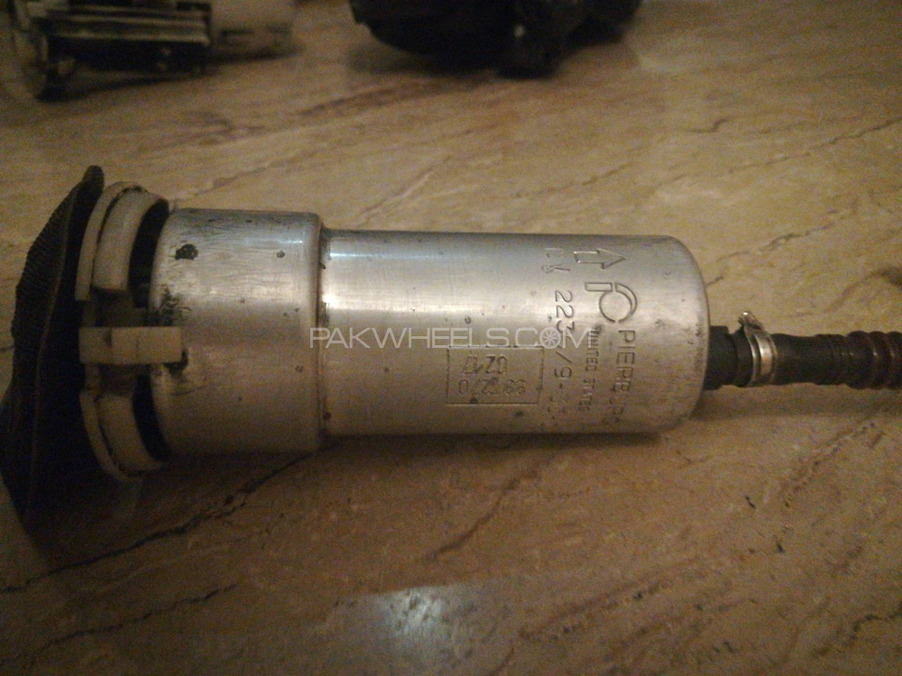 Mercedes ML Class Fuel Pump Image-1