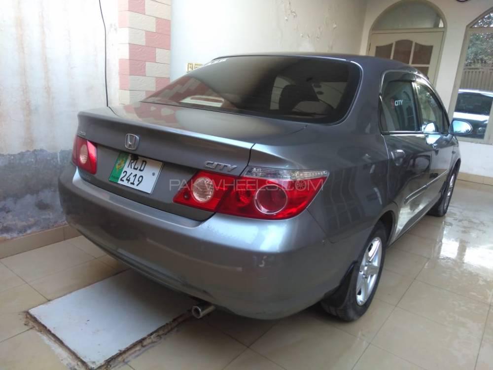 Honda City 2006 for Sale in Chiniot Image-1