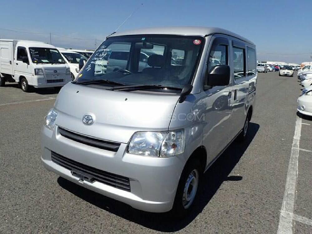 Toyota Lite Ace 2017 for Sale in Peshawar Image-1
