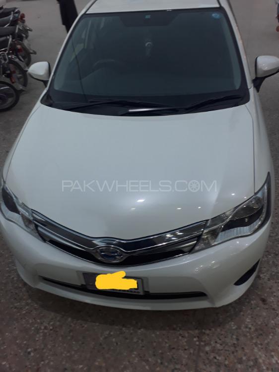 Toyota Corolla Axio 2013 for Sale in Peshawar Image-1