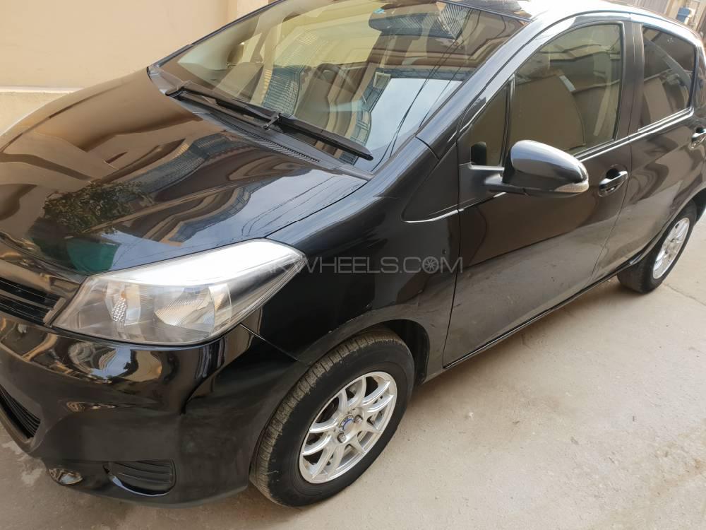 Toyota Vitz 2013 for Sale in Wah cantt Image-1