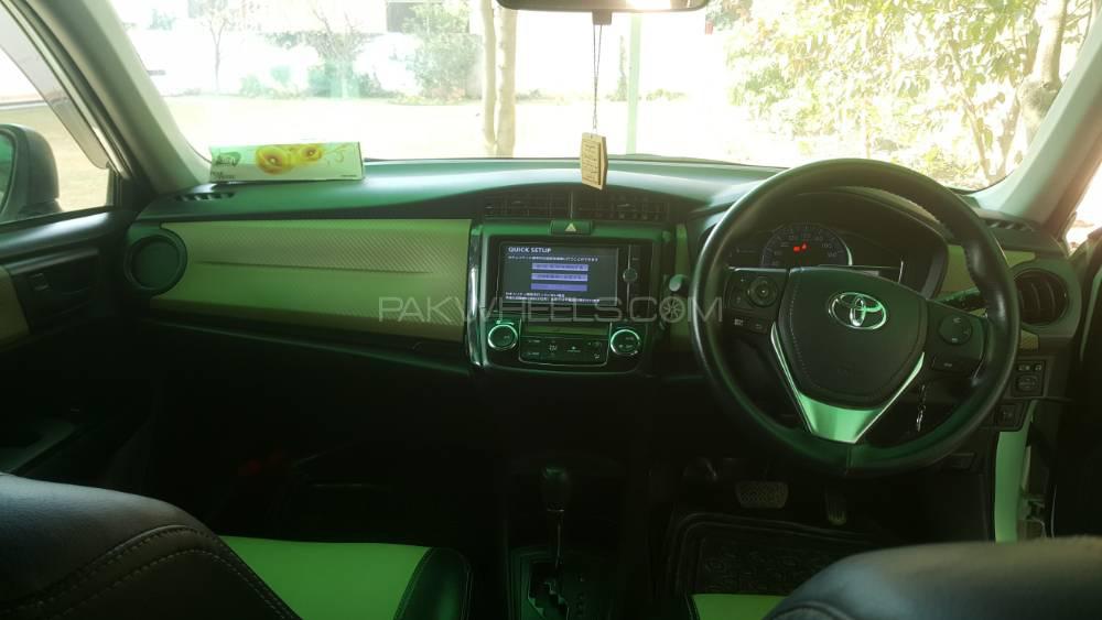Toyota Corolla Axio 2013 for Sale in Rawalpindi Image-1