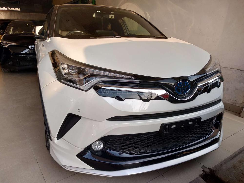 Toyota C-HR 2016 for Sale in Lahore Image-1