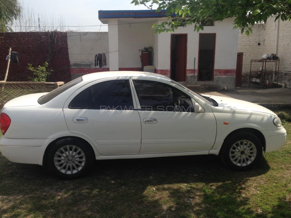 Nissan Sunny 2007 for Sale in Peshawar Image-1