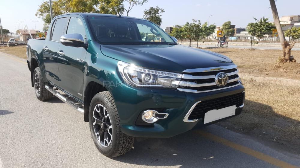 Toyota Hilux 2016 for Sale in Islamabad Image-1