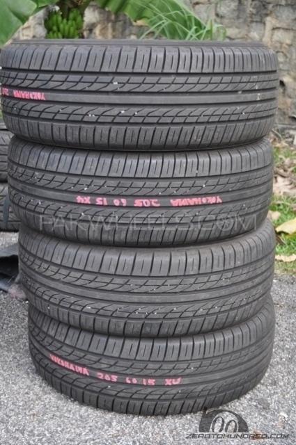 205/55/r 16 yokohama japani used tyres set no puncture no fault written guaranty  Image-1