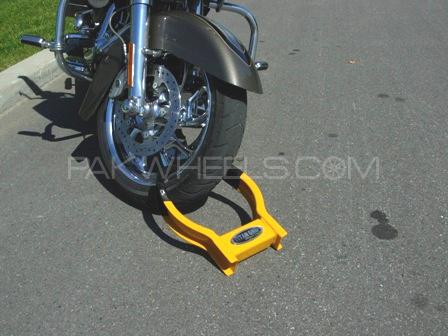 Titan Grip Wheel Lock. Made in U.S.A. (Self Import) Titan Grip Wheel Lock. Made in U.S.A. (Self Import) Image-3