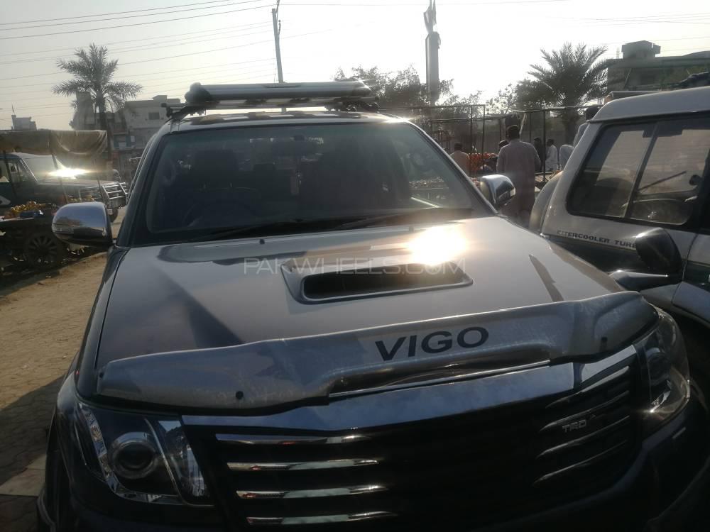 Toyota Hilux 2016 for Sale in Gujrat Image-1