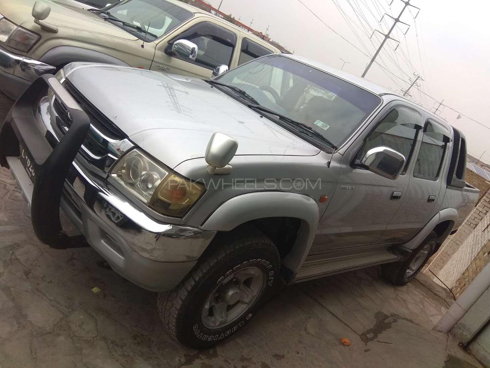 Toyota Hilux 2003 for Sale in Peshawar Image-1