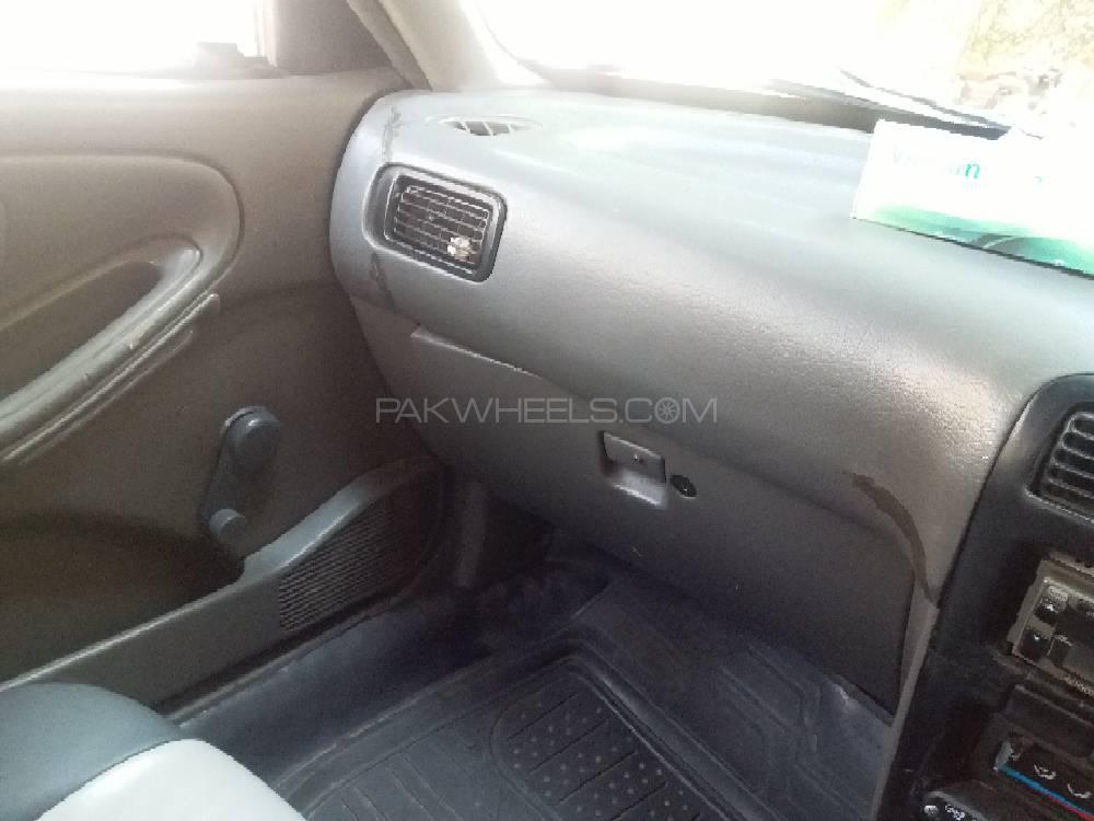 Nissan Sunny 1993 for Sale in Multan Nissan Sunny 1993 for Sale in Multan Image-8