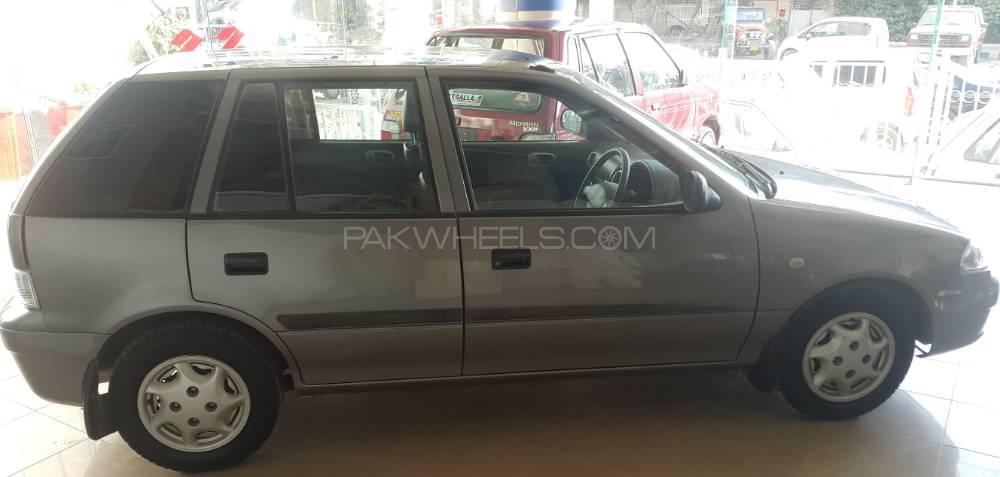 Suzuki Cultus 2016 for Sale in Karachi Suzuki Cultus 2016 for Sale in Karachi Image-6