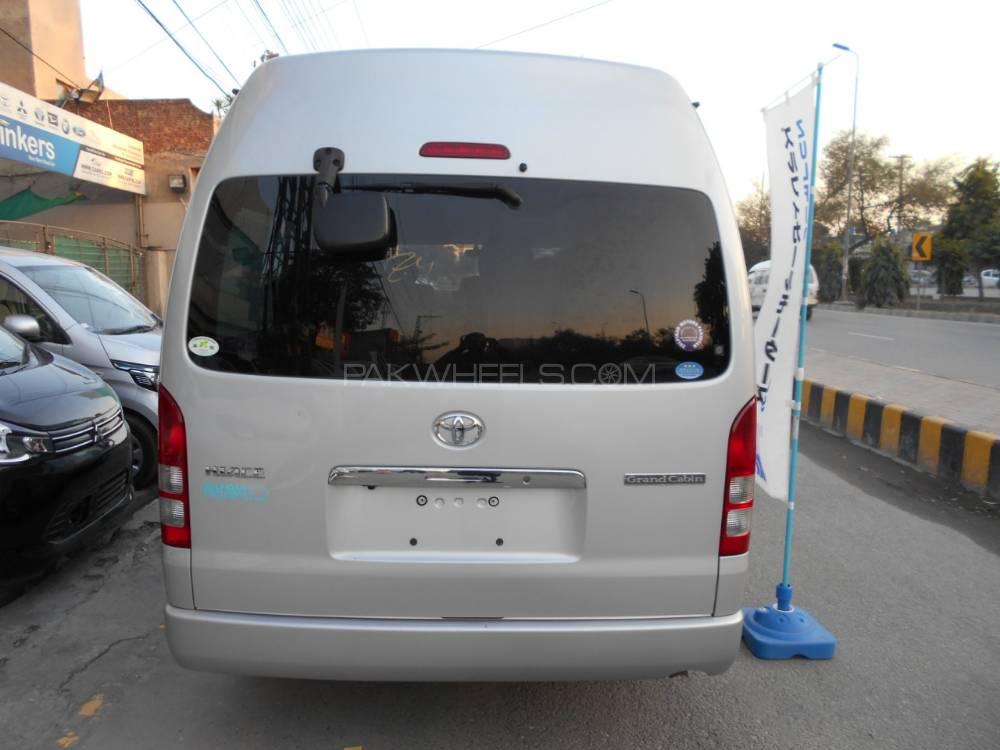 Toyota Hiace 2013 for Sale in Lahore Toyota Hiace 2013 for Sale in Lahore Image-7