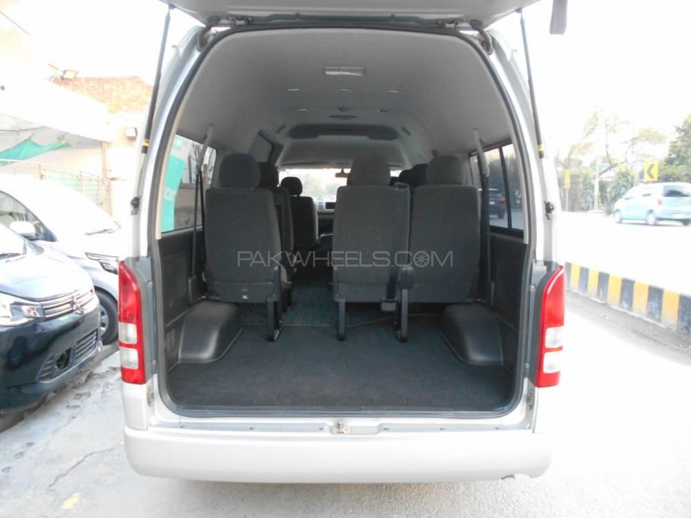Toyota Hiace 2013 for Sale in Lahore Toyota Hiace 2013 for Sale in Lahore Image-19