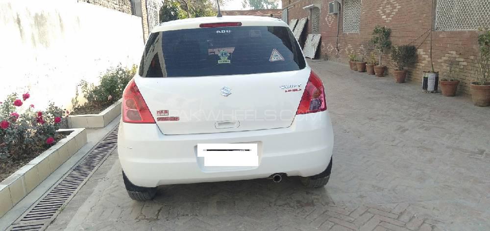 Suzuki Swift 2015 for Sale in Sialkot Image-1