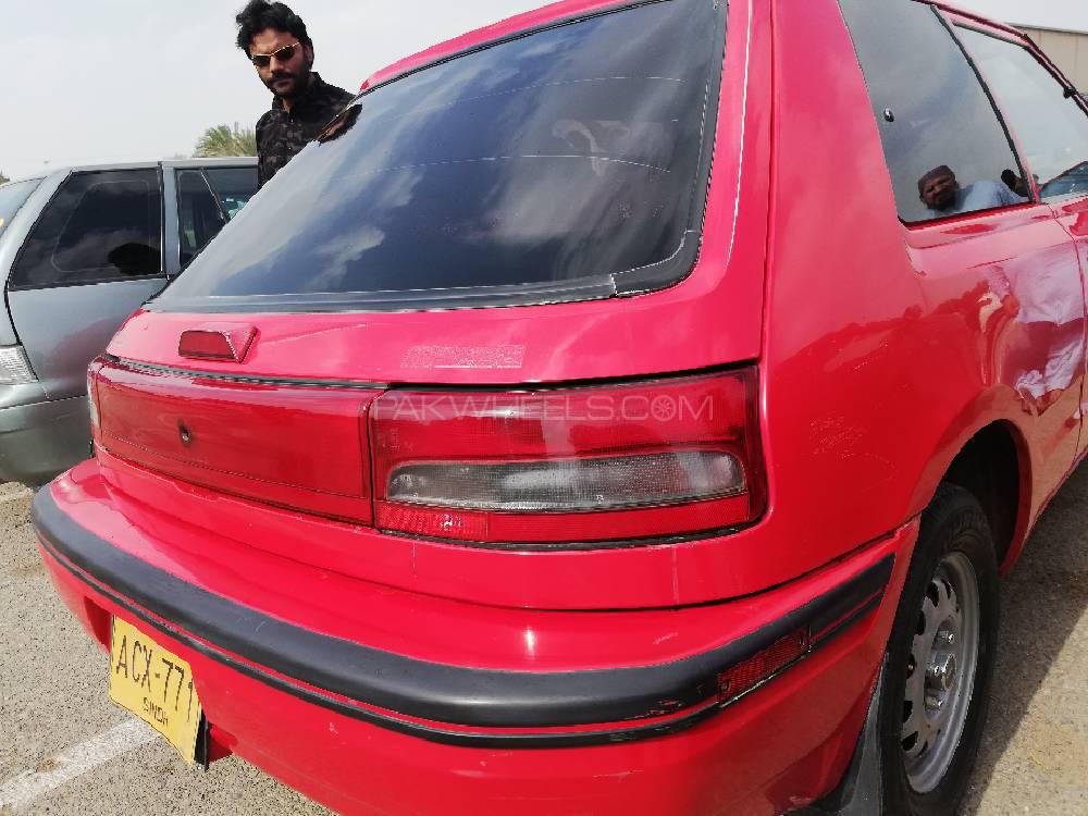 Mazda 323 1992 for Sale in Karachi Image-1