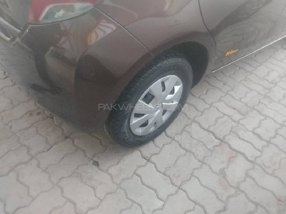 Toyota Vitz 2014 for Sale in Gujranwala Toyota Vitz 2014 for Sale in Gujranwala Image-3