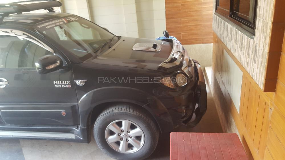 Toyota Hilux 2009 for Sale in Sialkot Image-1
