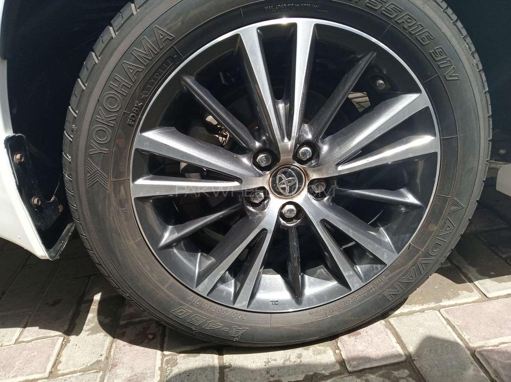 Toyota Corolla 2018 for Sale in Karachi Toyota Corolla 2018 for Sale in Karachi Image-19