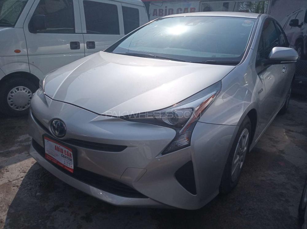 Toyota Prius 2016 for Sale in Gujranwala Toyota Prius 2016 for Sale in Gujranwala Image-2