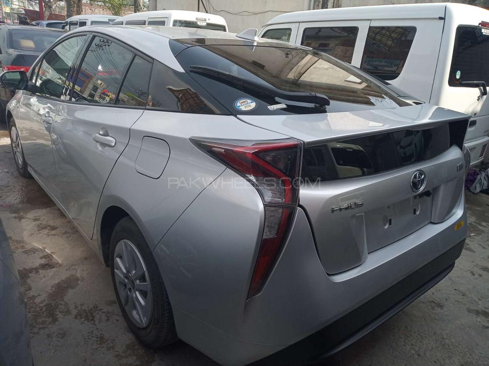 Toyota Prius 2016 for Sale in Gujranwala Toyota Prius 2016 for Sale in Gujranwala Image-4