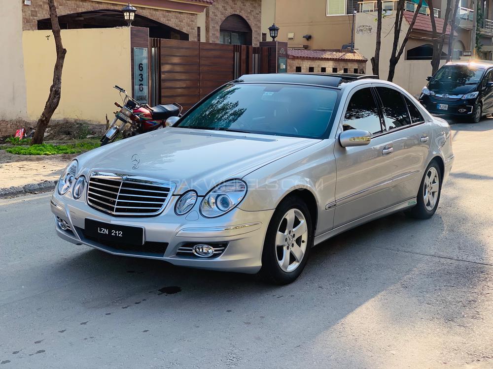 Mercedes Benz E Class 2004 for Sale in Lahore Mercedes Benz E Class 2004 for Sale in Lahore Image-4